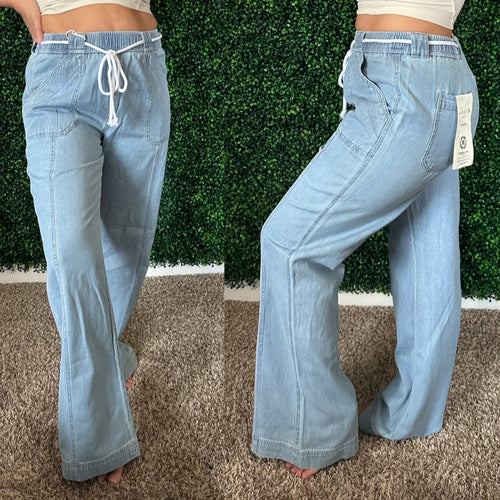 RISEN High Rise Straight Jeans - Maple Row Boutique 