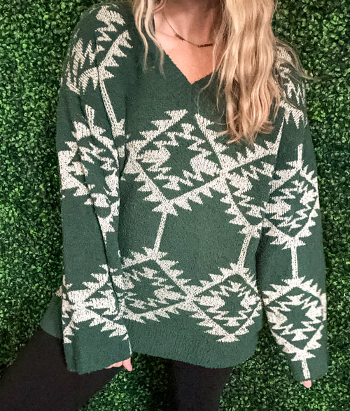 Popcorn Aztec Sweater In Cream & Hunter Green - Maple Row Boutique 