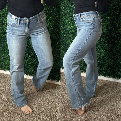 Quinn Mid Rise Cell Phone Pocket Dad Jeans - Maple Row Boutique