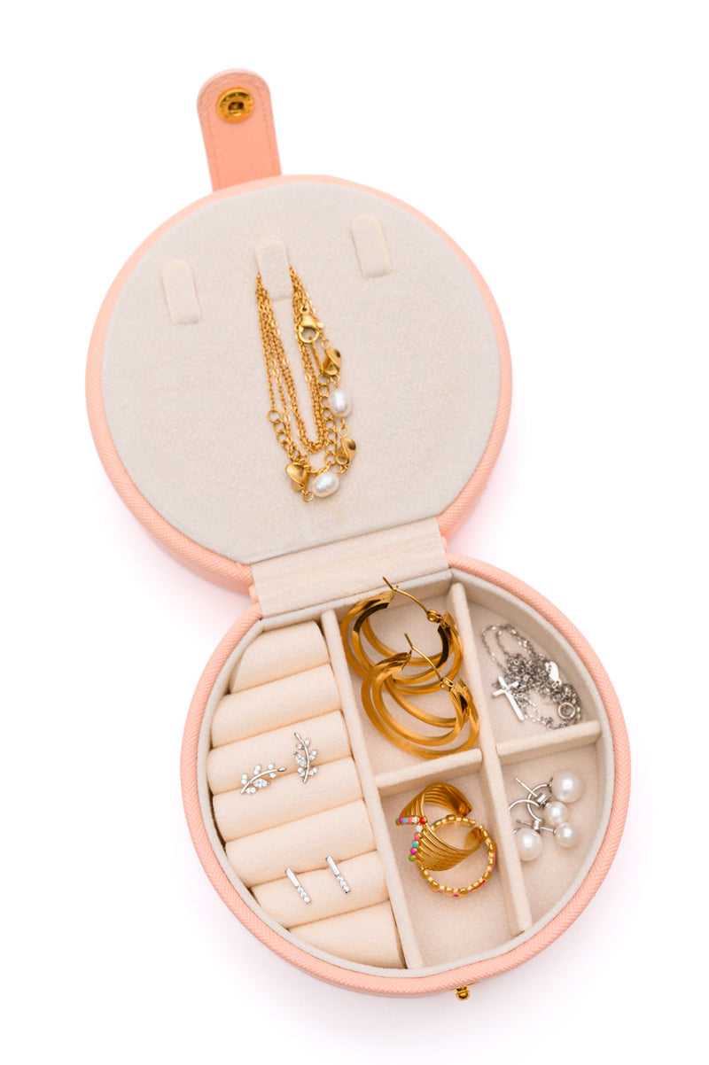 Circular Travel Jewelry Case in Pink - Maple Row Boutique 