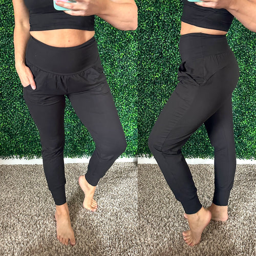 Always Accelerating Joggers in Black - Maple Row Boutique 