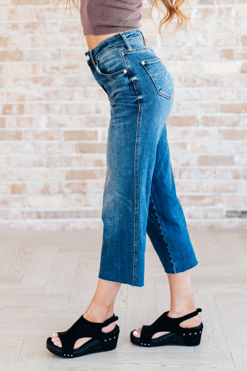 Hayes High Rise Wide Leg Crop Jeans - Maple Row Boutique 